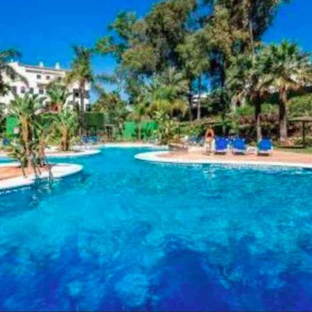 Ferienwohnung Puerto Banus With Private Garden Marbella Exterior foto